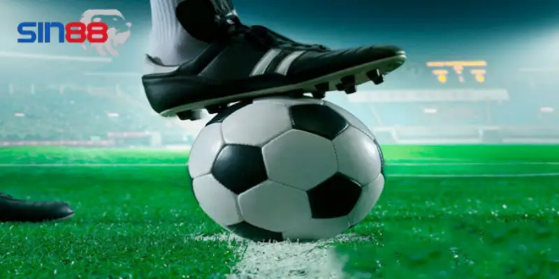 Kèo hai đội đều làm bàn thu hút người chơi tham gia